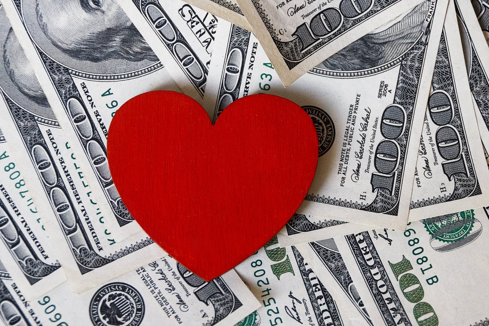The Secret Link Between True Love & Financial Success—You Won’t Believe How!