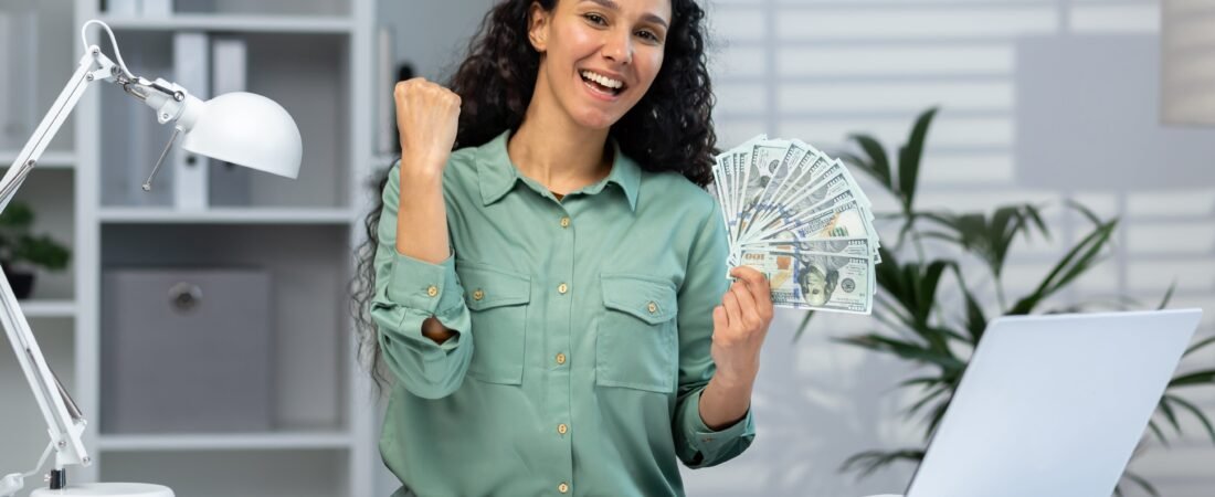 Skip College, Earn Online: How to Build Wealth Without a Degree!